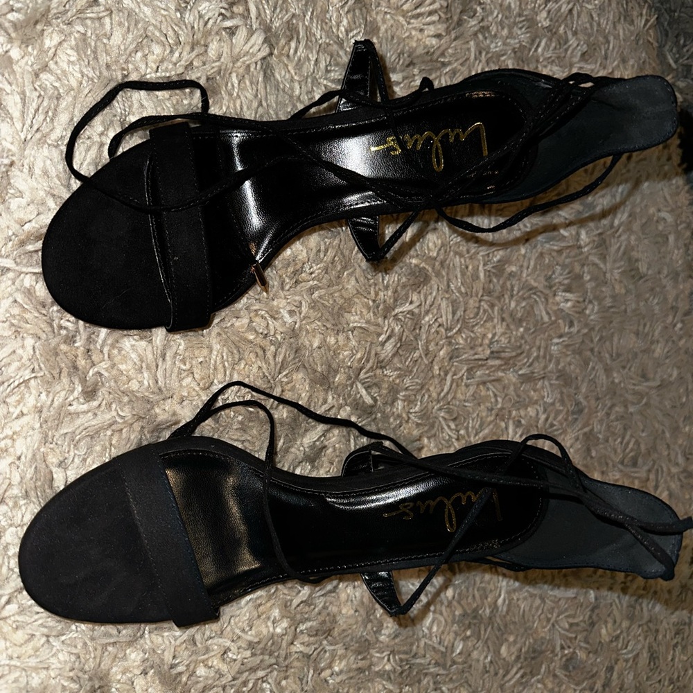 Lulu’s Lace up Heal